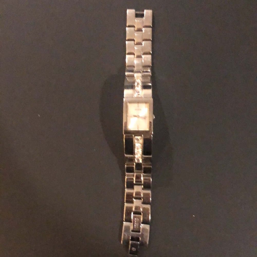 Guess Watch - Picture 3 of 5